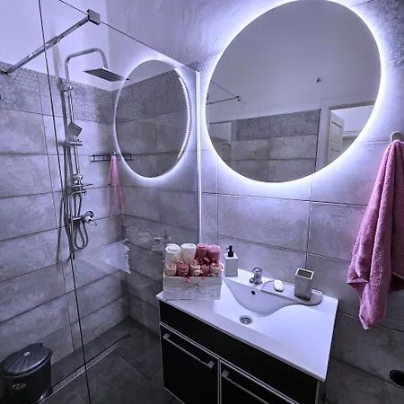 Apartment Heroina Stepanovicevo